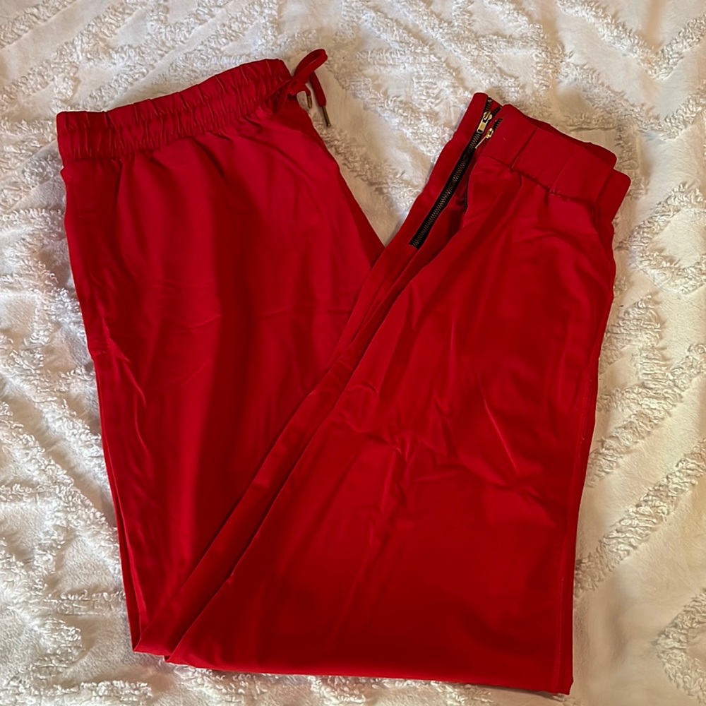 Zyia Everywhere Red Jogger